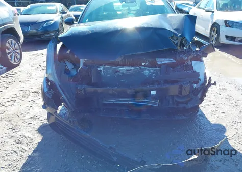 2024 Kia Forte Lx z USA, uszkodzony, nr VIN 3KPF24AD2RE699133